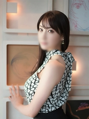 香山 あゆみ